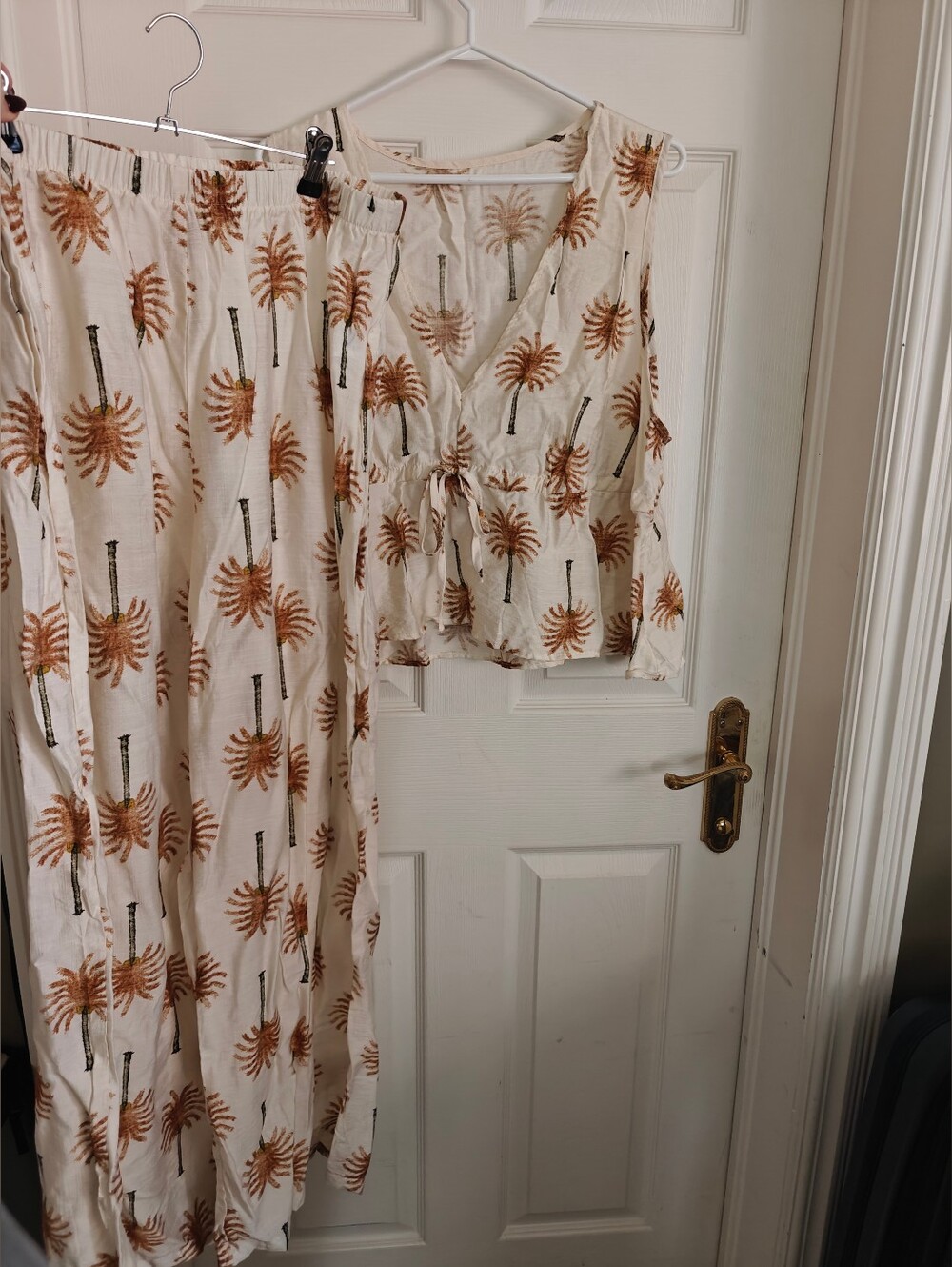SHEIN Two Piece Crop With Wideleg Pants